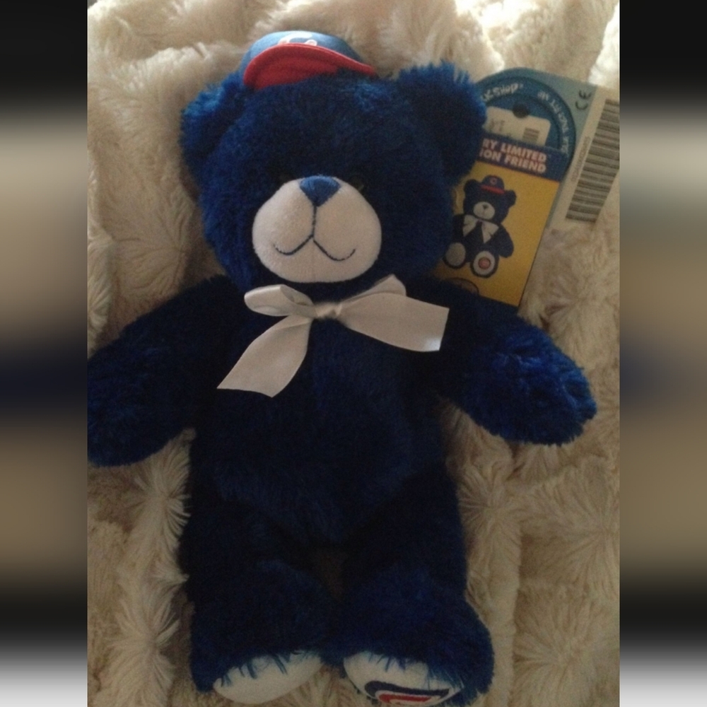 Build-A-Bear Chicago Cubs Midnight Blue Plush with White Ribbon Retired Rare
